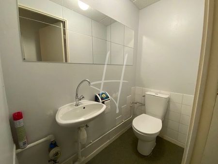 Location Appartement 3 pièces 71m² MONTIGNY LES METZ 57950 - Photo 5