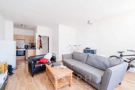 Franciscan Way, Ipswich, IP1 - Photo 2