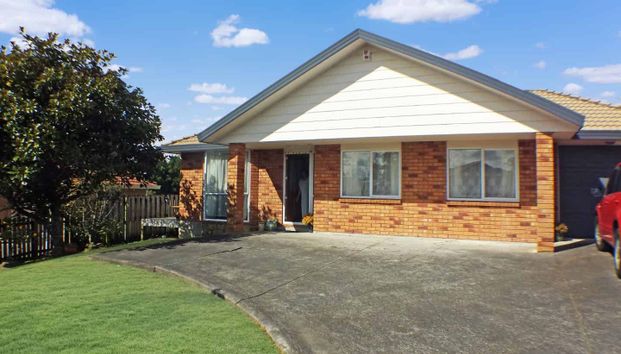 RANUI - 3 Bedroom Home - Photo 1