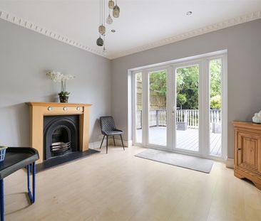 To Let 3 Bed House - Detached - Photo 1