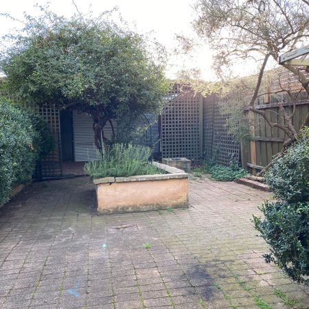 Conveniently located home in the heart of Brunswick - Photo 3