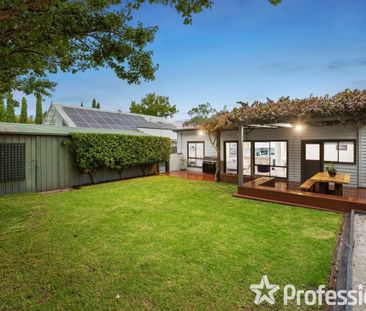 14 Sandra Grove, Bentleigh VIC 3204 - Photo 2