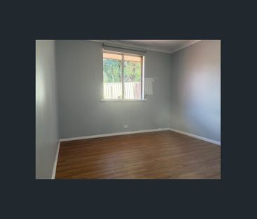 3 x 1 Family Home - Wanneroo - Photo 2