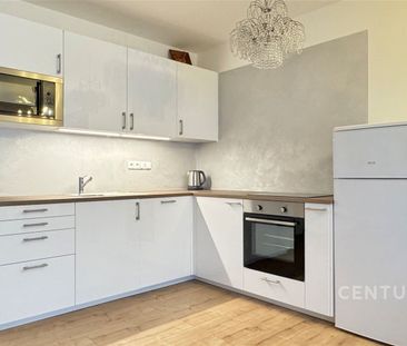 Pronájem bytu 2+kk 60 m² - Photo 3