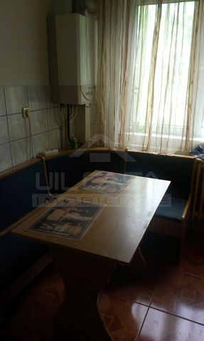 Apartament 3CD, Podu Ros, cu CT - Fotografie 3