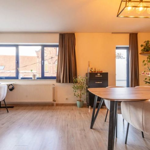Appartement te huur - Photo 1