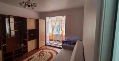 Apartament 2 Camere Podu Ros - Liceul Emil Racovita - Fotografie 3