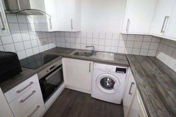 Rayleigh Road, Hutton, Property for rent - Photo 1