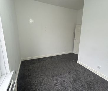 2 Bed Terraced House, Joan Street, M40 - Photo 3