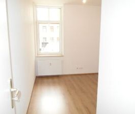 Schillerstr. 34, Wohnung 1 ~~~ Balkon, sep. Gartenanteil, Tageslich... - Foto 5