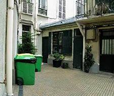 Logement à Paris, Location meublée - Photo 3