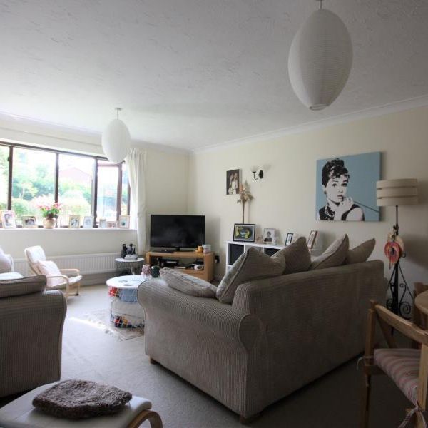 2 bedroom apartment to rent - Photo 1