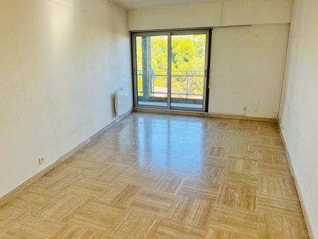 Location Appartement 3 pièces 69m² VILLENEUVE LOUBET 06270 - Photo 2