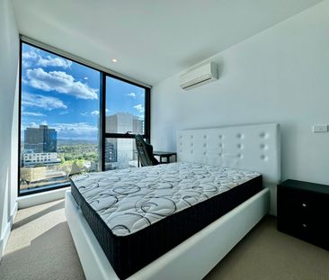 Modern 2‑Bedroom Luxury Apartment in Box Hill - Photo 3