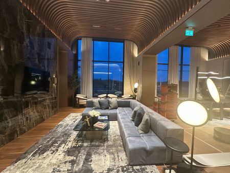 For Lease - 3240 William Coltson Avenue Unit# 2001, Oakville, Ontario - Photo 3