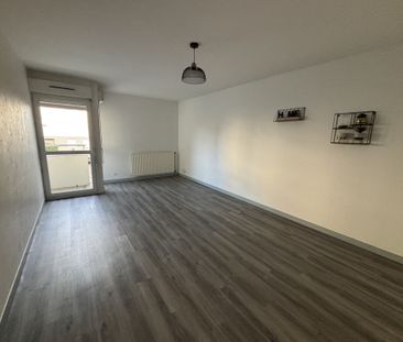 T2 AVEC PARKING SECTEUR MONTJOVIS - Photo 1