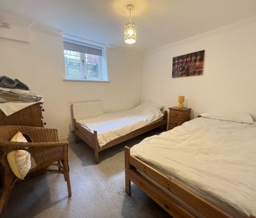 Camperdown, Great Yarmouth - Photo 2