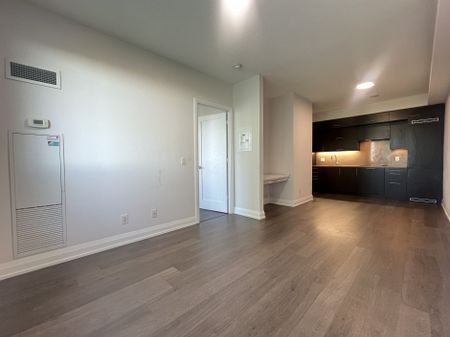 For Lease - 2 Anndale Drive Unit# 1801, Toronto, Ontario - Photo 2