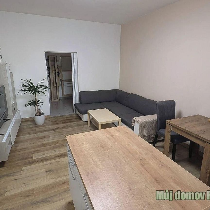 Pronájem bytu 2+kk 57 m² - Photo 1