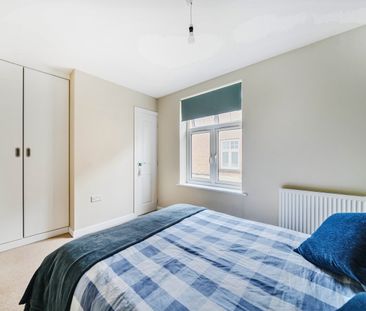 Flat to rent - 5 Jefferson Place, Bromley, BR2 - Photo 4