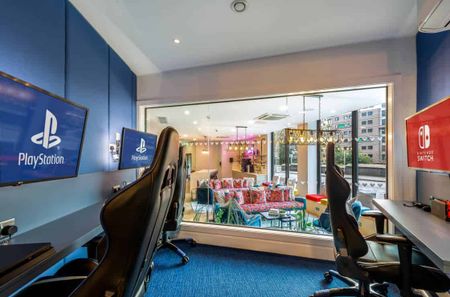 Smart Apartment - Photo 3