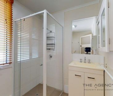 Room to Rent in West Street! - Photo 6