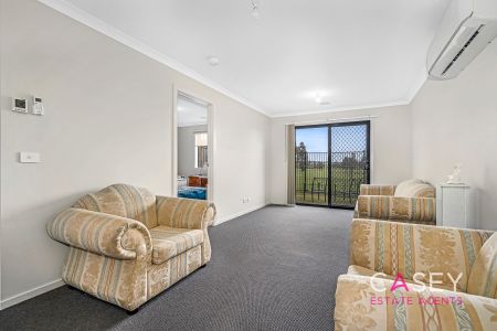 9 Dalziell Crescent, Cranbourne North - Photo 3
