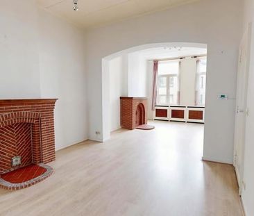 Appartement te huur - Photo 1