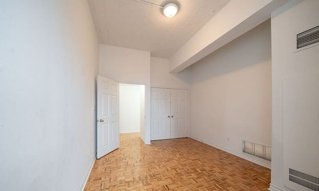 For Lease - 1401 Dupont Street Unit# 111, Toronto, Ontario - Photo 1