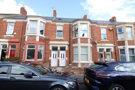 4 bedroom maisonette to rent - Photo 5