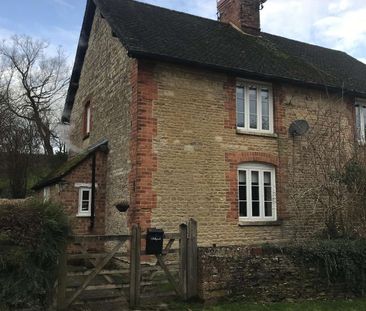 Two bedroom semi-detached cottage in a quiet rural location with la... - Photo 3