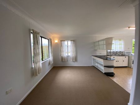 Scarborough Home East of Oxley - Close to Beach - 6 Month Lease - Photo 5