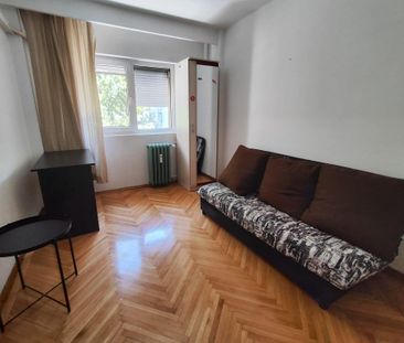 Închiriază Apartament 3 camere Pantelimon - Fotografie 3