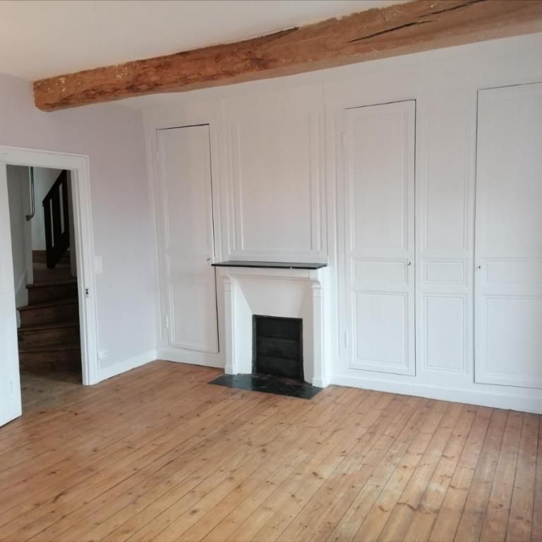 LUNERAY CENTRE - Photo 1