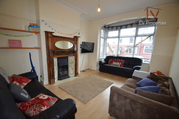 Estcourt Avenue - Photo 1