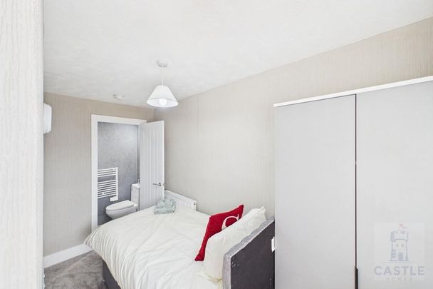 1 bedroom house of multiple occupation to rent - Photo 1