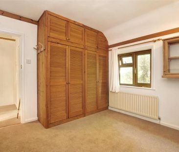 3 bedroom semi-detached house to rent - Photo 6