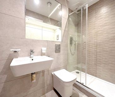 Farnborough Road, Farnborough, Surrey, GU14 - Photo 5