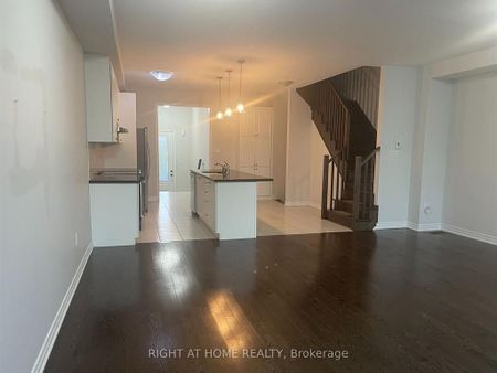 For Lease - 2051 Dale Road, Innisfil, Ontario - Photo 5