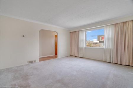 For Lease - 262 Grange Road Unit# Main, Guelph, Ontario - Photo 2