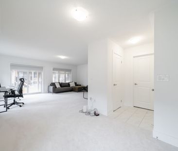 For Lease - 21 Gillivary Drive, Whitby, Ontario - Photo 4