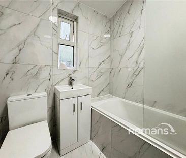 3 bedroom flat to rent - Photo 1