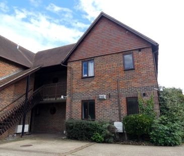 Kingsmead Court, Broad Oak Road, Canterbury, CT2 7UR, Kent - Photo 3