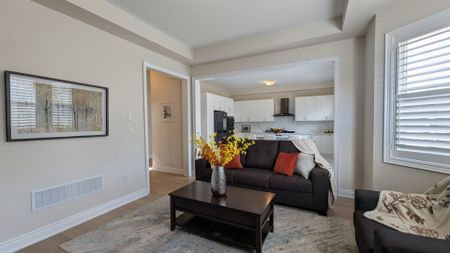 For Lease - 66 Granite Ridge Trail, Hamilton, Ontario - Photo 3