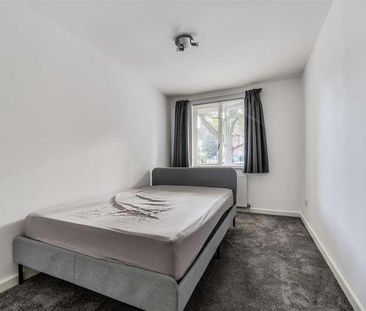 Holden Road, Woodside, N12 - Photo 3