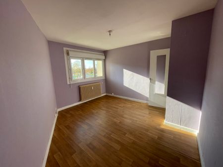 Location - Appartement T3 - 57 m² - Montbéliard - Photo 2