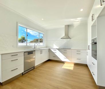 Perfectly Positioned Duplex Close to Town - Photo 4