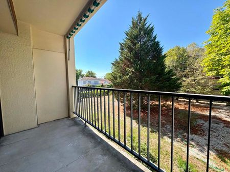 Location Appartement 3 pièces 76m² BORDEAUX 33200 - Photo 3