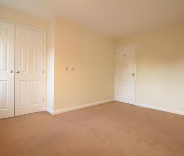 2 bedroom semi-detached house to rent - Photo 6