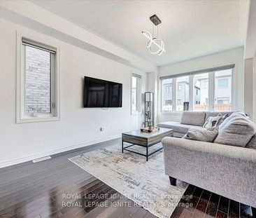 For Lease - 35 Peter Hogg Court, Whitby, Ontario - Photo 5